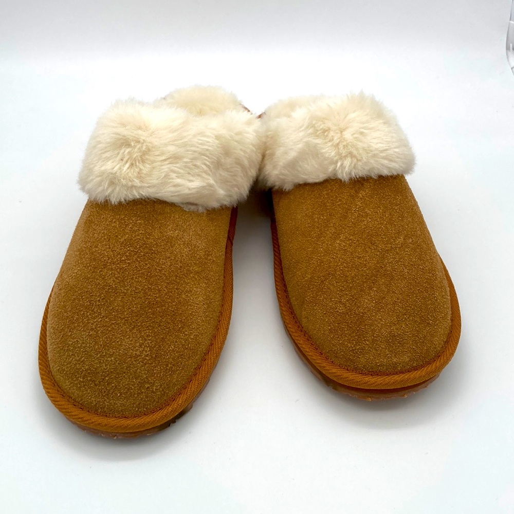 NWOT CLARKS SCUFF TAN SLIPPERS SIZE 7M WOMEN